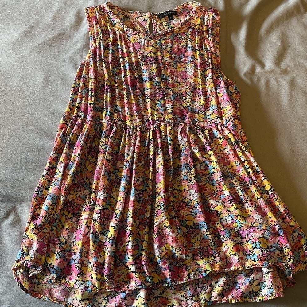 floral sleeveless blouse